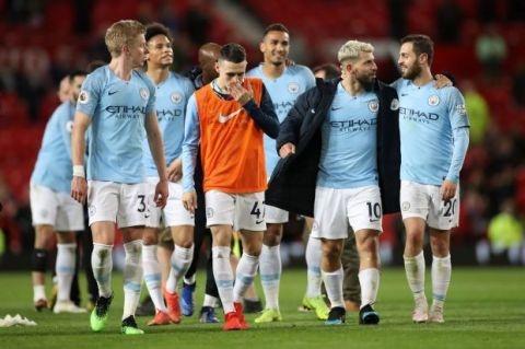 诺坎普新王？17岁的亚马尔和梅西谁更强？（诺坎普新王之争：17岁亚马尔能否比肩梅西？）