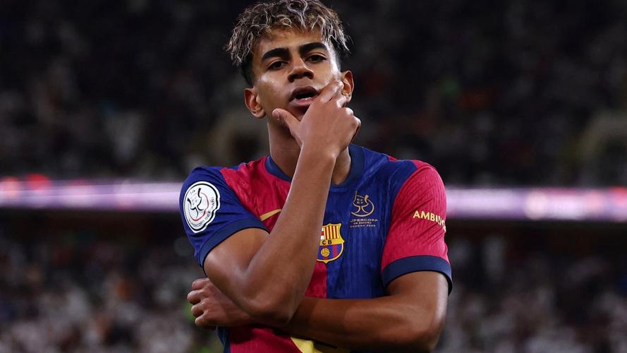 苏亚雷斯：作为主教练我要承担责任，球队有明显的变化和提高（苏亚雷斯：我会担起主教练的责任，球队已有明显进步与改变）