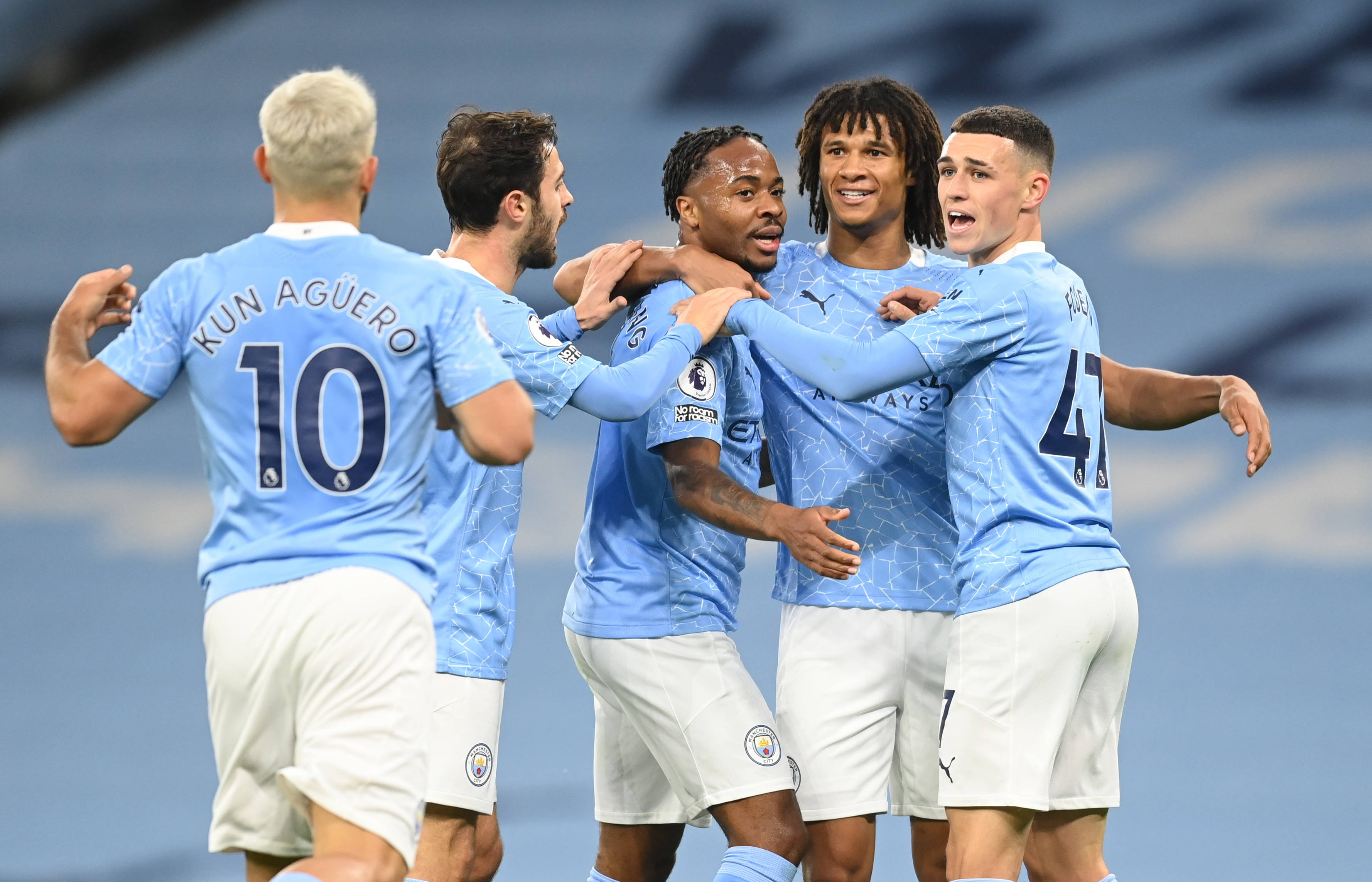 那不勒斯官方：吉尔摩周一将接受手术；据悉将缺阵至明年一月（那不勒斯官宣：吉尔摩将于周一接受手术，预计缺阵至明年一月）