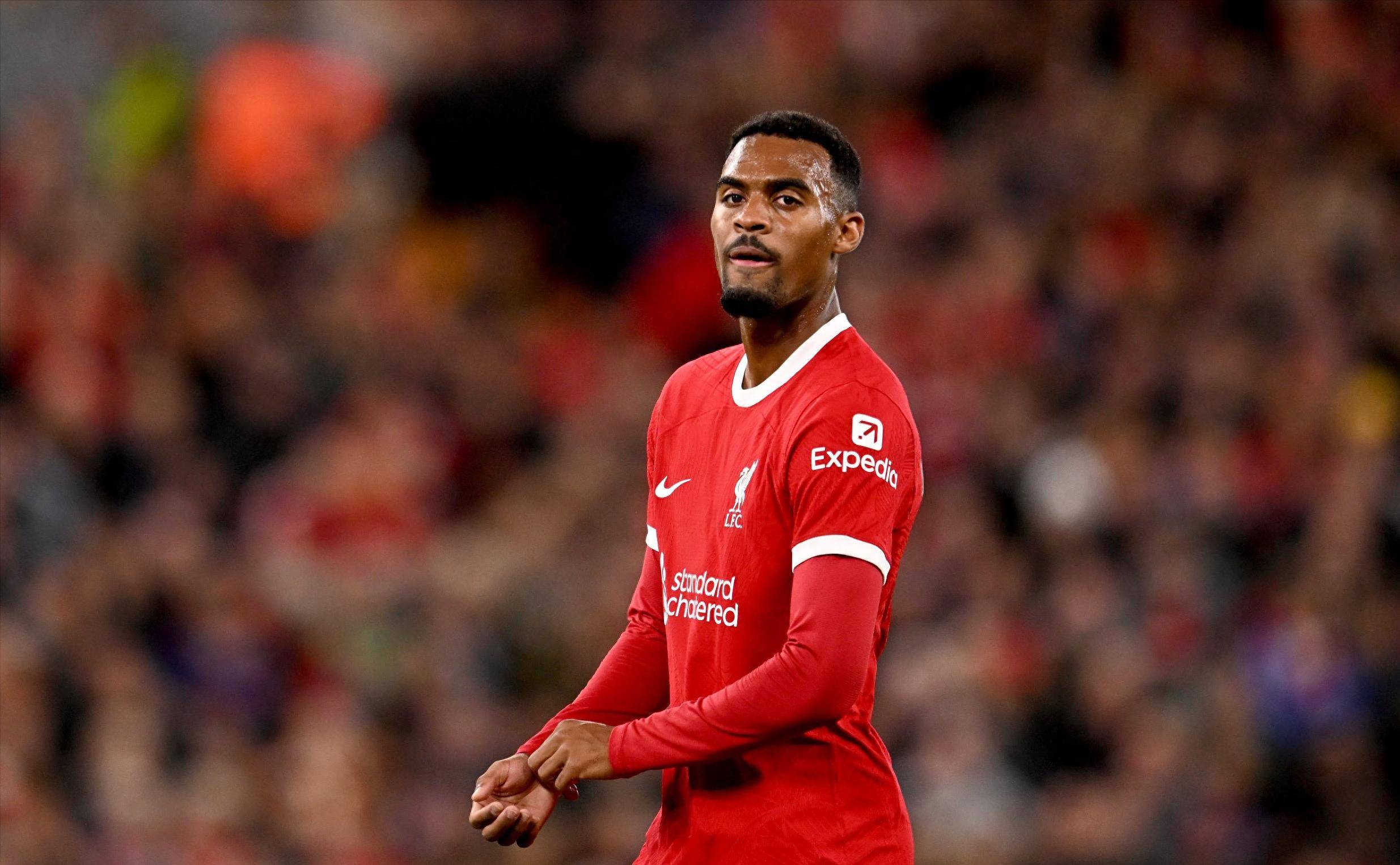 鲍威尔：不担心热火近5场输4场，我们能把细节做得更好（鲍威尔不担心热火近五战四败：细节提升能解决问题）