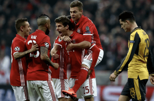 莱切vs比萨：卡马尔达、索蒂尔首发，阿金桑米罗、埃贝彻尔出战（莱切对阵比萨：卡马尔达、索蒂尔先发，阿金桑米罗与埃贝彻尔登场）