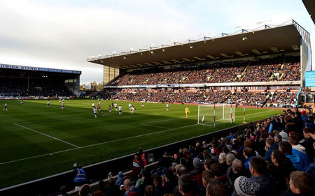 李嗣镕：在场上一点也不紧张，就想为津门虎队奉献自己的全部（李嗣镕：比赛毫不紧张，只想为津门虎队倾尽全力）