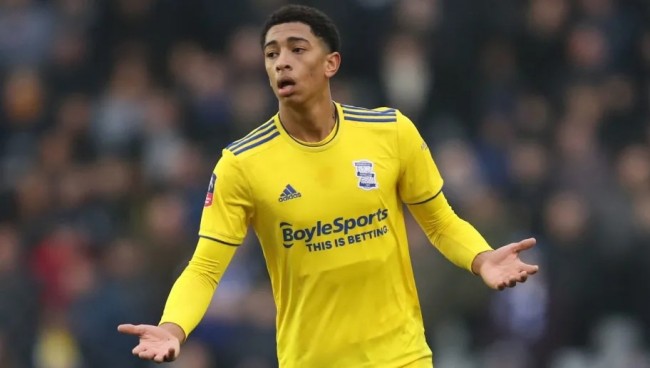 6场造7球，奥巴梅扬本赛季欧冠直接参与进球数仅次于姆巴佩（奥巴梅扬欧冠本季6场造7球，直接参与进球数仅次姆巴佩）