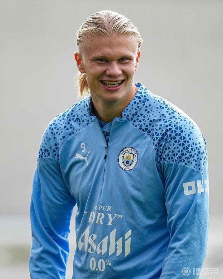 混团世界杯最新积分榜！4强锁定，1场绝杀，日本变阵真能撼动国乒王座吗？（混团世界杯积分更新：四强出炉，绝杀一战后，日本变阵能否撼动国乒霸主？）