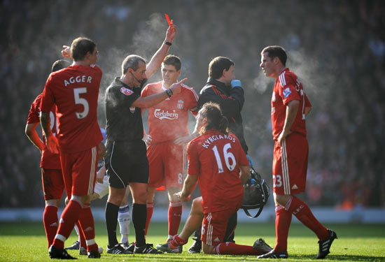 利物浦正式发布新赛季球衣，时隔13年再度携手阿迪达斯（利物浦官宣新赛季球衣，13年后再携手阿迪达斯）