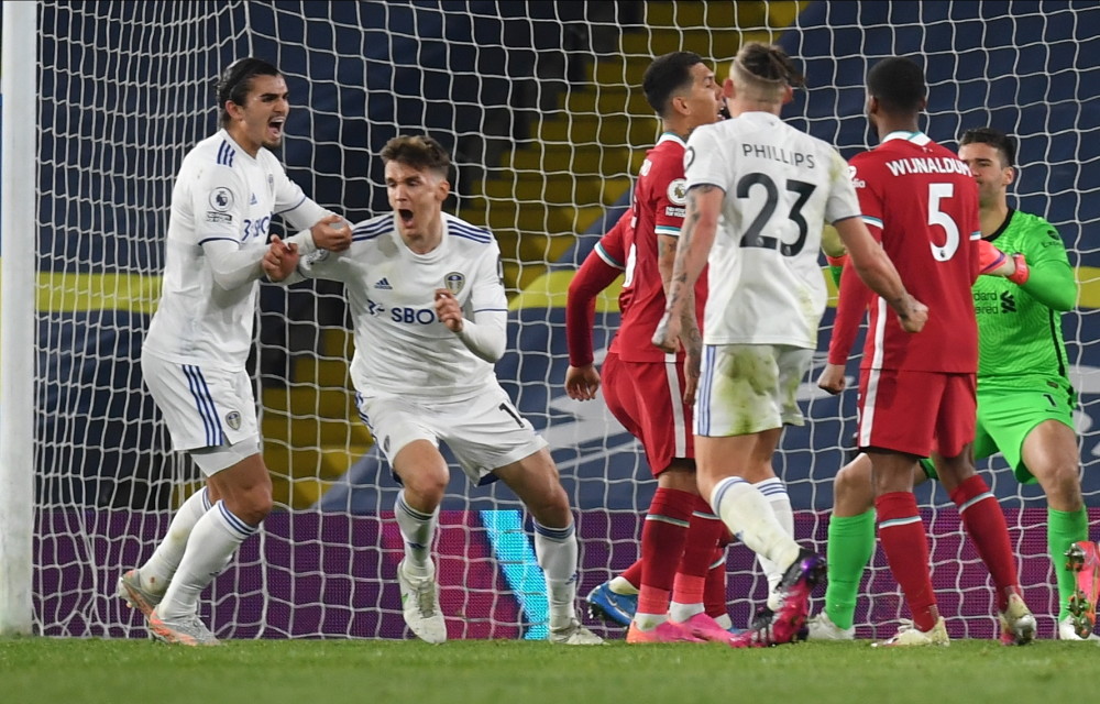 巴黎圣日耳曼梅西助攻内马尔进球（梅西送助攻，内马尔为巴黎圣日耳曼建功）