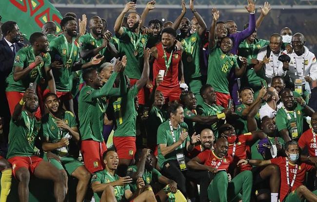 埃及主帅：萨拉赫是一名顶级球员，他将与埃及国家队创造历史（埃及主帅盛赞萨拉赫：顶级球星，将携手国家队书写历史）