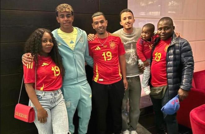 动漫展示欧冠新一轮第一比赛日的结果：（以动漫形式呈现欧冠新一轮首个比赛日赛果）